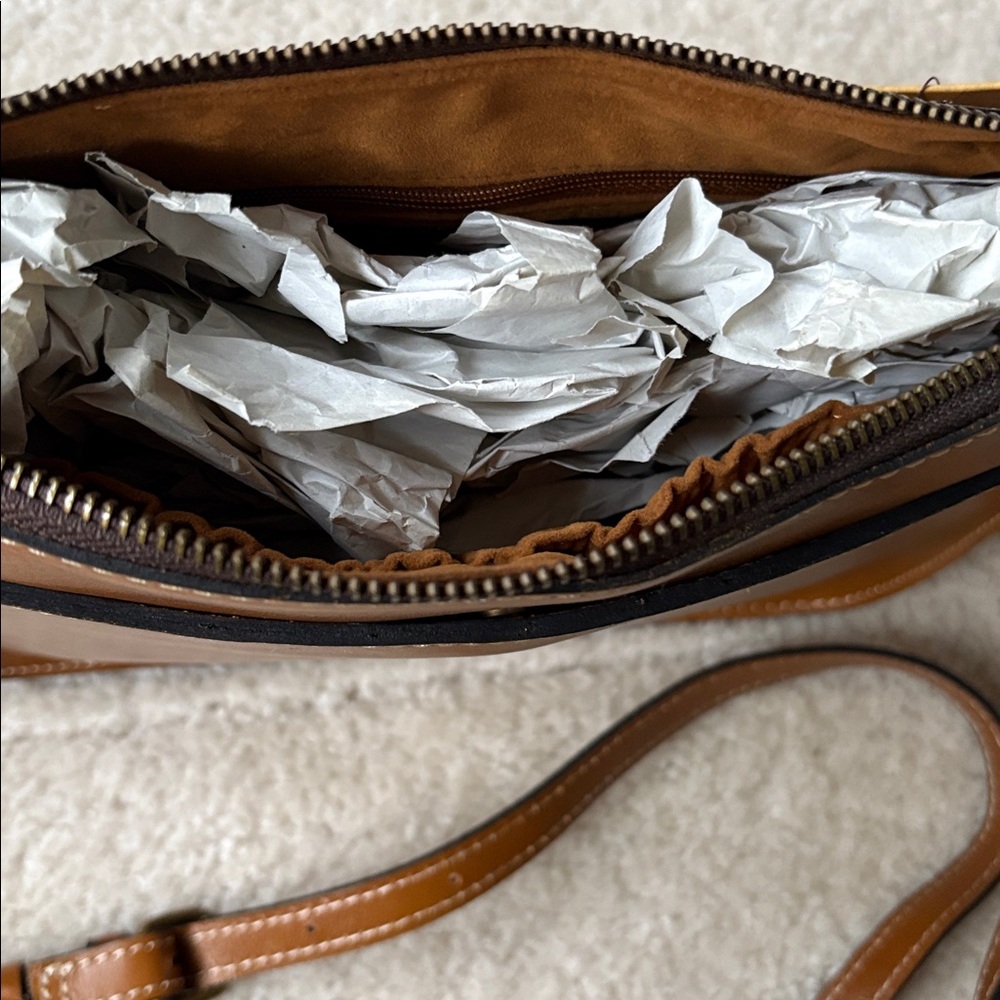 NWT Patricia Nash Nazaire Leather Bag - Picture 5 of 8